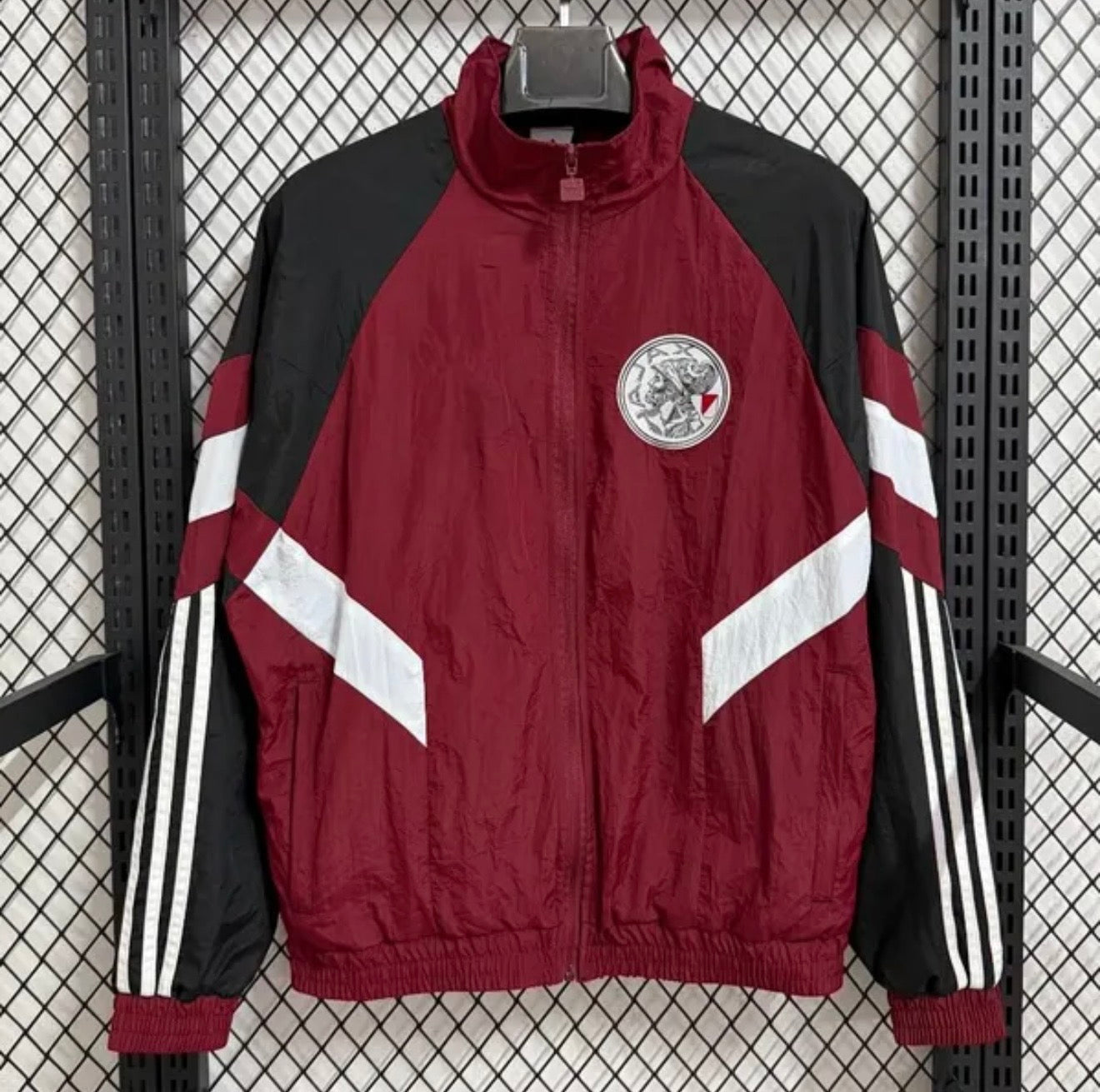 Chaquetas deportivas y sudaderas para deportes