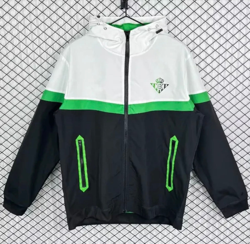 Chaquetas deportivas y sudaderas para deportes