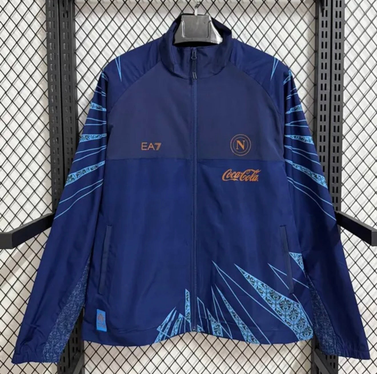 Chaquetas deportivas y sudaderas para deportes