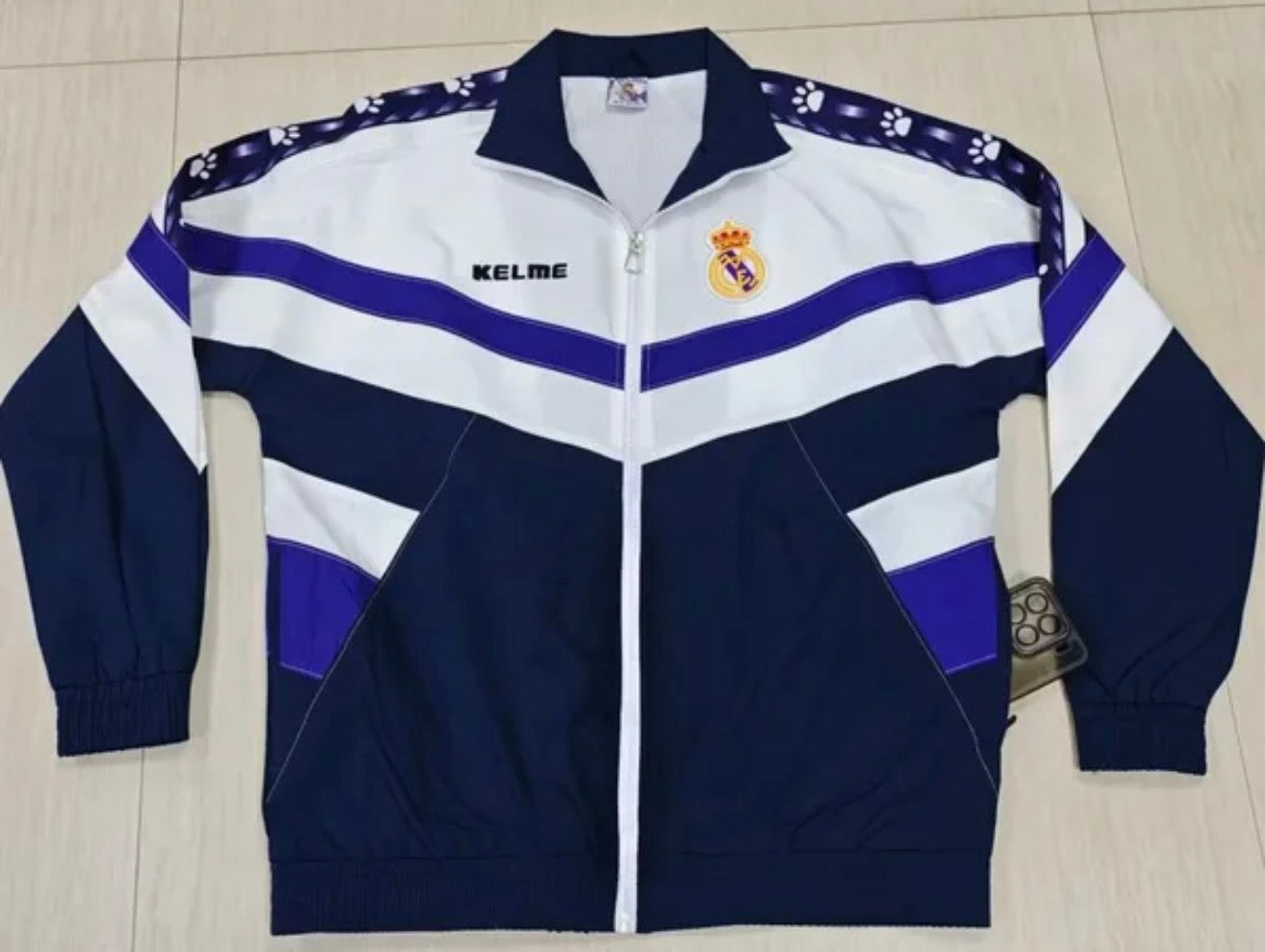 Chaquetas deportivas y sudaderas para deportes